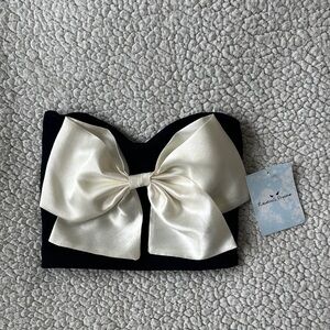 Rebellious Dreamer Black Garment